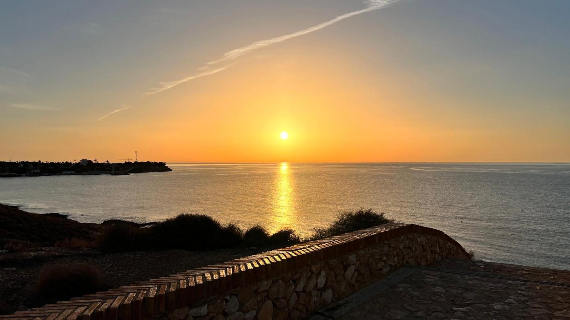 Punta Prima - Sun & Beach & Golf & Bike - Spanish South-Facing Terrace Apartment - La Recoleta - By The Sea Torrevieja Exteriör bild